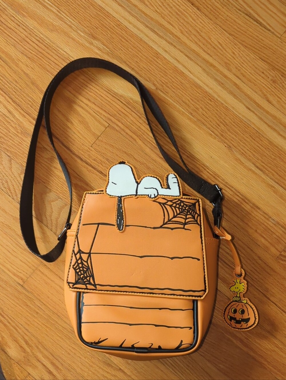 Loungefly Orange Snoopy Pumpkin Crossbody Bag - Women's Bag - Picture 1 of 2